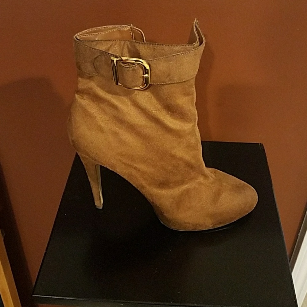 Cute slightly used Boot